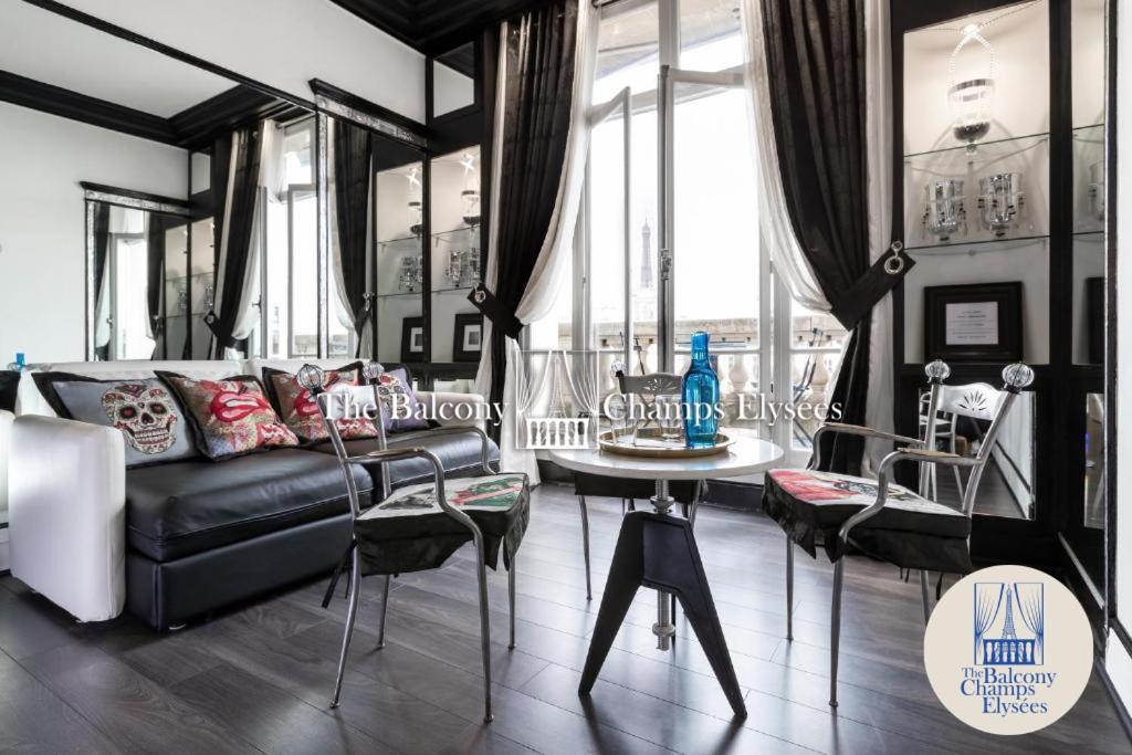 Apartmán The Balcony Avenue Champs-Elysees Paříž Exteriér fotografie